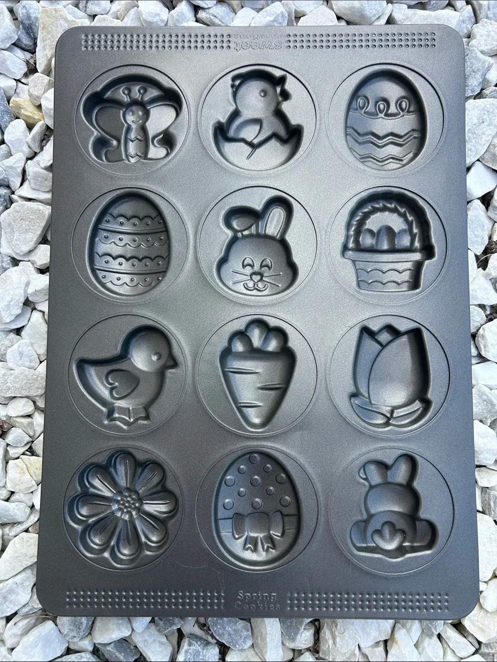 Sweet creations Spring Cookie Baking Mold - Black Nonstick Easter Shapes